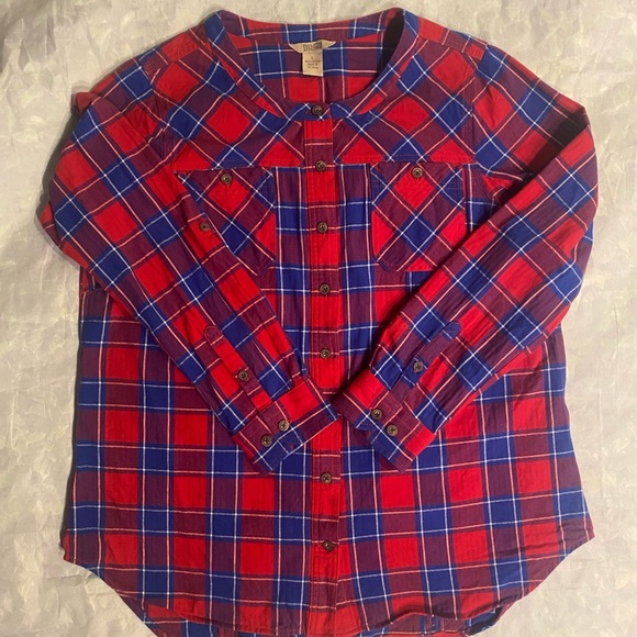 Woman’s Duluth Trading Flannel in Size Large. - Picture 9 of 9